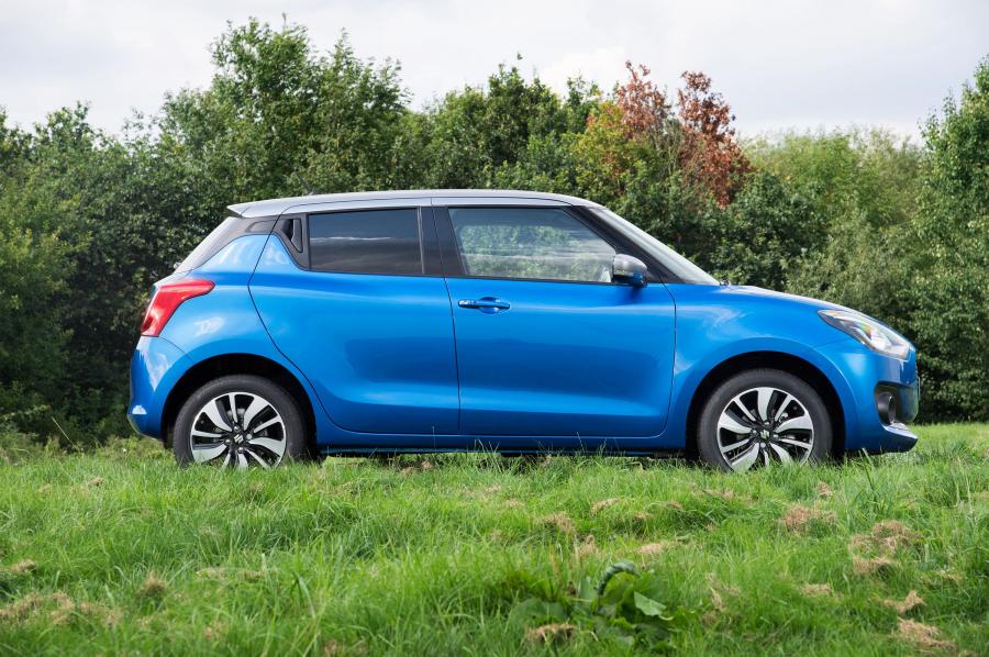  Suzuki Swift SZ5 2017 года  (UK) (фото 24 из 46)